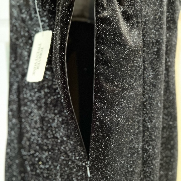 Forever 21 Black/Silver Mini Dress
Size Medium‎ NWT - Picture 8 of 8
